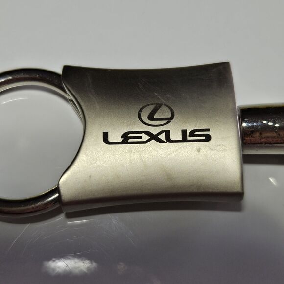 Vintage Lexus Pull A Part Valet Key Chain Keyring Chrome Silver Tone Keychain - Picture 4 of 11